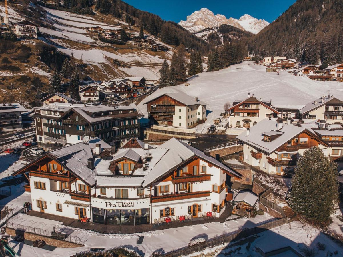 Hotel Pra Tlusel Wolkenstein in Gröden Exterior foto